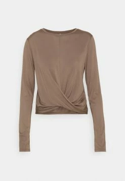 ONLY Tall ONLFREE LIFE TWIST - Long Sleeved Top - Walnut 10 ONLY Tall ONLFREE LIFE TWIST - Long Sleeved Top - Walnut -ONLY Tall Shop 6a365d8e0b2a4880b20b3bec04800519