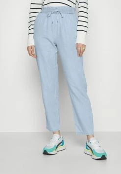 ONLY Tall ONLBEA LIFE STRING - Relaxed Fit Jeans - Light Blue Denim