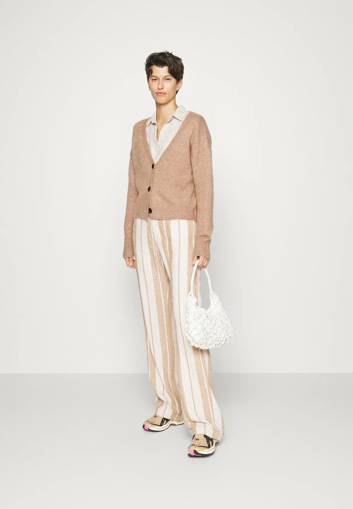 ONLY Tall ONLOHIO PALAZZO PANT - Trousers - Moonbeam/tobacco Brown 4 ONLY Tall ONLOHIO PALAZZO PANT - Trousers - Moonbeam/tobacco Brown - Image 2