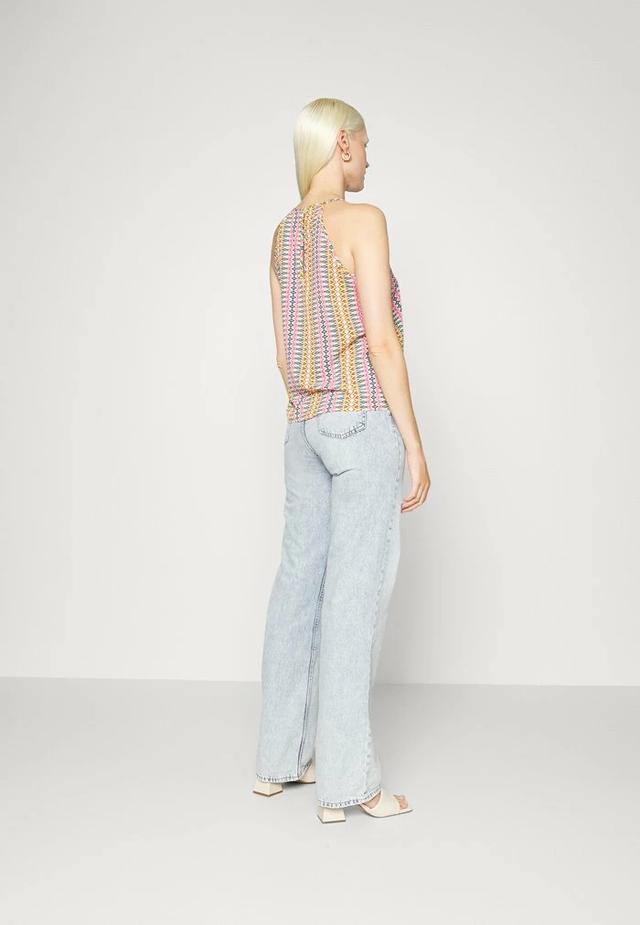 ONLY Tall ONLNOVA LUX KEYHOLE - Top - Solar Power 5 ONLY Tall ONLNOVA LUX KEYHOLE - Top - Solar Power - Image 3