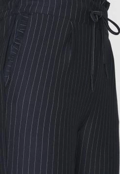 ONLY Tall ONLPOPTRASH PINSTRIPE FRILL PANT - Trousers - Night Sky 14 ONLY Tall ONLPOPTRASH PINSTRIPE FRILL PANT - Trousers - Night Sky -ONLY Tall Shop 7036409604724470b0ffee973bffb2b3
