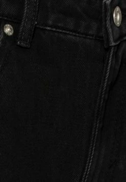 ONLY Tall ONLCHRIS WIDE - Relaxed Fit Jeans - Black Denim -ONLY Tall Shop 71392af9e96e4f35a4783cc4e7f39352