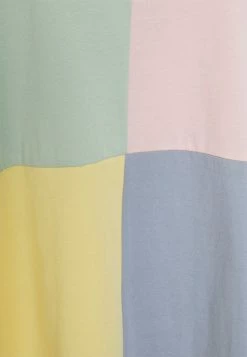 ONLY Tall ONLJULIE OVERSIZE TEE - Print T-shirt - Eventide Parfait Pink/harbor Gray/straw 7 ONLY Tall ONLJULIE OVERSIZE TEE - Print T-shirt - Eventide Parfait Pink/harbor Gray/straw -ONLY Tall Shop 763dc13feaa44d2e814a4e6de83eef4d