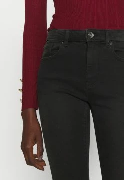 ONLY Tall ONLSU - Slim Fit Jeans - Black 12 ONLY Tall ONLSU - Slim Fit Jeans - Black -ONLY Tall Shop 77f21a5d1ffb46fc948c7221a49f7437