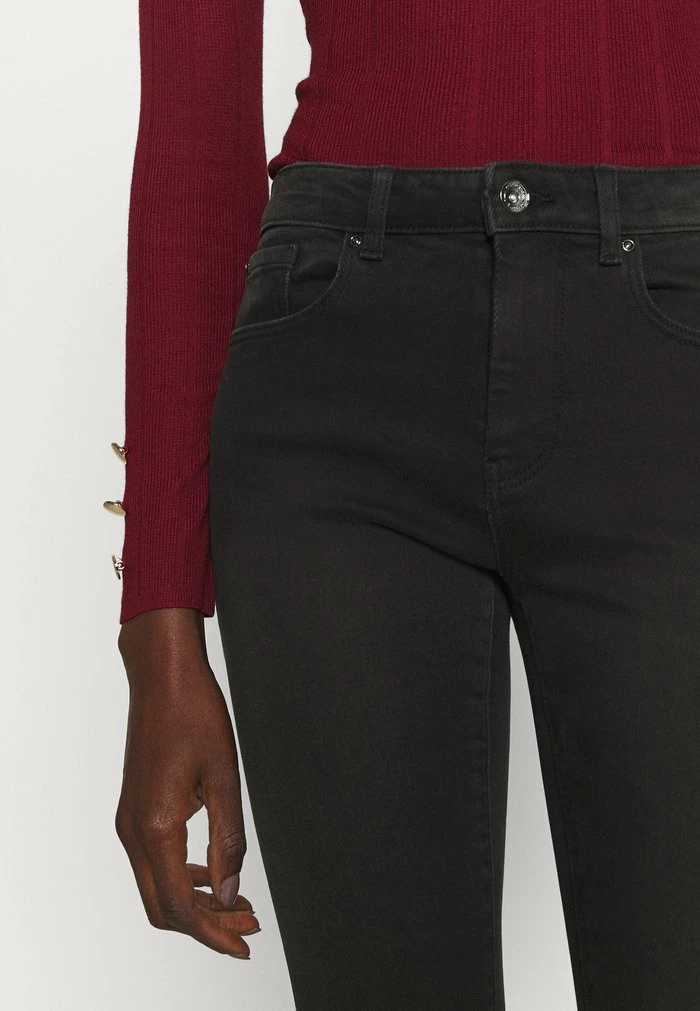 ONLY Tall ONLSU - Slim Fit Jeans - Black 6 ONLY Tall ONLSU - Slim Fit Jeans - Black - Image 4