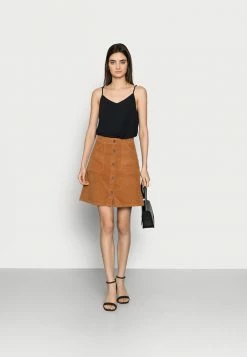 ONLY Tall ONLNOVA LIFE PARIS SINGLET SOLID - Top - Black 10 ONLY Tall ONLNOVA LIFE PARIS SINGLET SOLID - Top - Black -ONLY Tall Shop 83f39c1e56244dbaa011c3ac2634c5d5