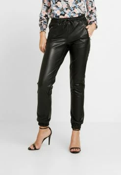 ONLY Tall ONLBIRGITTE TOPAS STRING PANT - Tracksuit Bottoms - Black