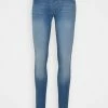 ONLY Tall ONLCORAL LIFE - Jeans Skinny Fit - Medium Blue Denim