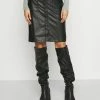 ONLY Tall ONLLAUREN VOLA BUT SKIRT - Pencil Skirt - Black -ONLY Tall Shop 900065af01c1492e90da41394414b715