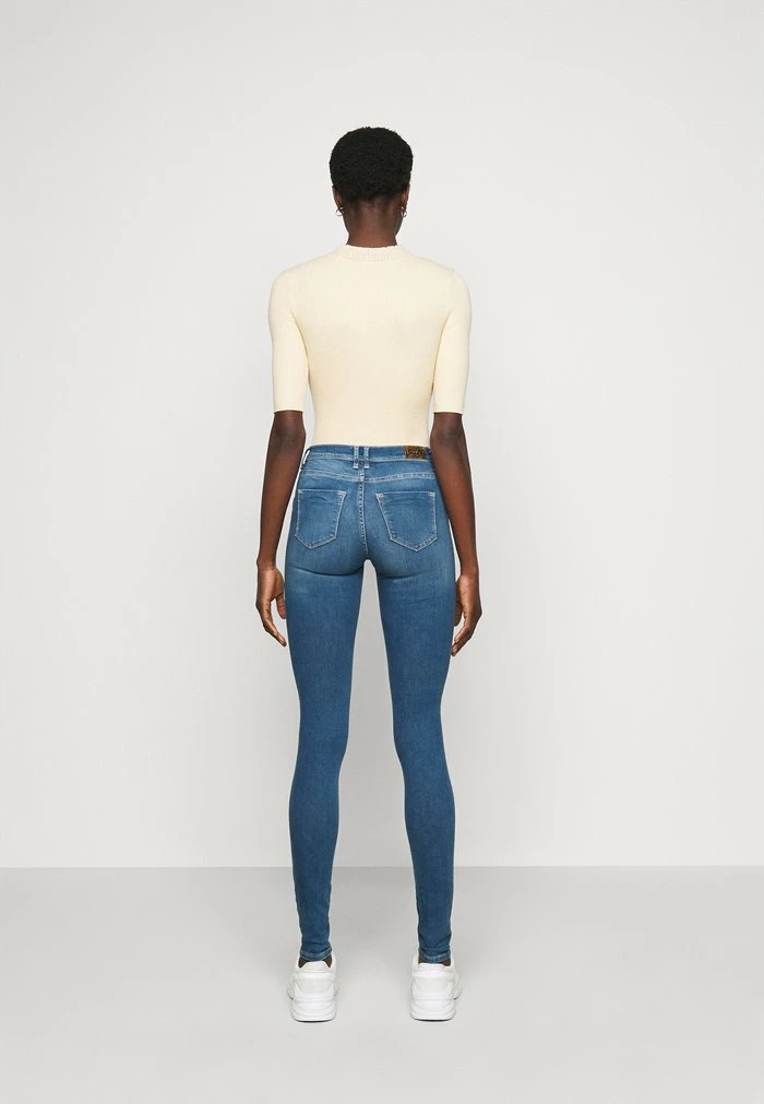 ONLY Tall ONLSHAPE LIFE - Jeans Skinny Fit - Light Medium Blue Denim 5 ONLY Tall ONLSHAPE LIFE - Jeans Skinny Fit - Light Medium Blue Denim - Image 3