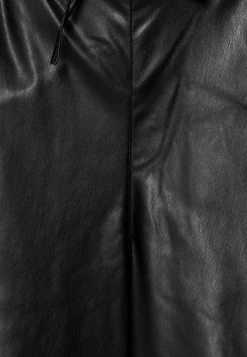 ONLY Tall ONLSOFIA - Shorts - Black -ONLY Tall Shop 95fac159fabf4fcfbe358fd8c0587278