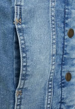 ONLY Tall ONLWESTA LIFE JACKET - Denim Jacket - Light Blue Denim -ONLY Tall Shop 9b7a4540b7294bca8609b0fbf16f5420