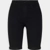 ONLY Tall ONLRAIN LONG SHORTS - Shorts - Black -ONLY Tall Shop a217b4ba5f9d4718aa21c6b8d7b8eecd
