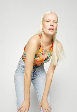 ONLY Tall ONLNOVA LUX KEYHOLE - Top - Sun Orange -ONLY Tall Shop a4e251fcfe0d4820895c5ee58a1a5e83