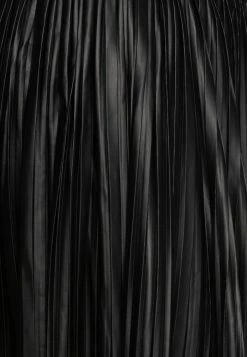 ONLY Tall ONLFIE PLEAT SKIRT - Mini Skirt - Black -ONLY Tall Shop a784d568baab4a2b9fff67726edc55cd