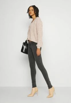 ONLY Tall ONLCORAL LIFE - Jeans Skinny Fit - Black Denim -ONLY Tall Shop acefa3d2fe7d4b5089b71b6b6367bd5e