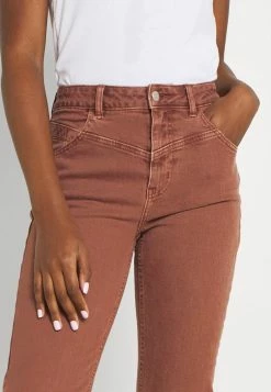 ONLY Tall ONLEMILYLIFE NEW CUT - Slim Fit Jeans - Coconut Shell -ONLY Tall Shop b09a208a87d64860930c5a9de58eeedb