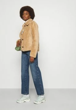 ONLY Tall ONLSOPHIE LIFE - Relaxed Fit Jeans - Medium Blue Denim -ONLY Tall Shop b1d2a9eb23c84d4bafd41873adcf26ed