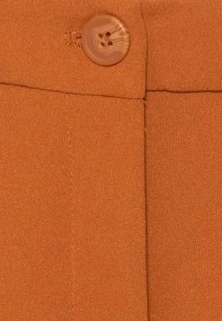 ONLY Tall ONLCAROLINA LONG PANT - Trousers - Brown 7 ONLY Tall ONLCAROLINA LONG PANT - Trousers - Brown -ONLY Tall Shop b8805b5624694eae84b0a727c92ee962