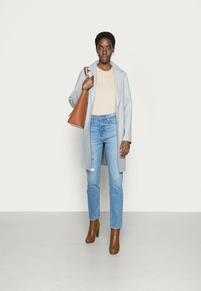 ONLY Tall ONLEMILY REPAIRED - Slim Fit Jeans - Medium Blue Denim 4 ONLY Tall ONLEMILY REPAIRED - Slim Fit Jeans - Medium Blue Denim - Image 2