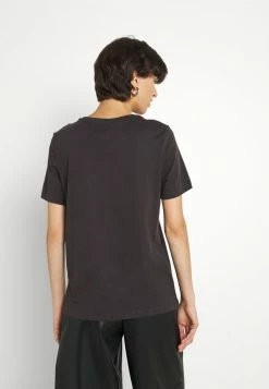 ONLY Tall ONLROLLING STONES ROCK - Print T-shirt - Black -ONLY Tall Shop b9ad48d8b0f44becb8b2b0f8a209b826