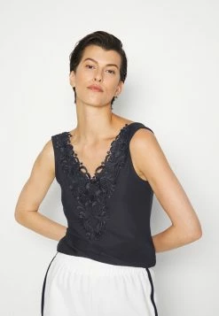 ONLY Tall ONLNIDA - Top - Night Sky 13 ONLY Tall ONLNIDA - Top - Night Sky -ONLY Tall Shop c58641ee9dd34228a742e010c925e5c2