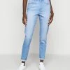 ONLY Tall ONLVENEDA LIFE MOM - Slim Fit Jeans - Light Blue Denim -ONLY Tall Shop c77781443b2d4ee7b9c866c824f81b83