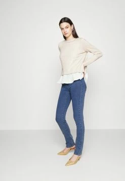 ONLY Tall ONLRAIN LIFE MID SLIM - Slim Fit Jeans - Medium Blue -ONLY Tall Shop c892b616382a443a912614459540cffc