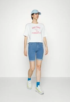 ONLY Tall ONLRAIN LIFE MID LONG - Denim Shorts - Medium Blue Denim -ONLY Tall Shop c9469ed19bd24a3087e2d87650261b23