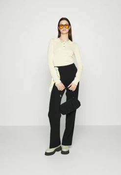 ONLY Tall ONLBERRY WIDE PANT - Trousers - Black 10 ONLY Tall ONLBERRY WIDE PANT - Trousers - Black -ONLY Tall Shop cd5d53005d114bf3a8014db41e04879d