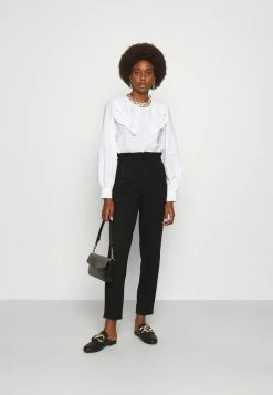 ONLY Tall ONLPOPTRASH LIFE CARROT PANT - Tracksuit Bottoms - Black -ONLY Tall Shop d0ee28319f7c42a29ff31a12f4169507