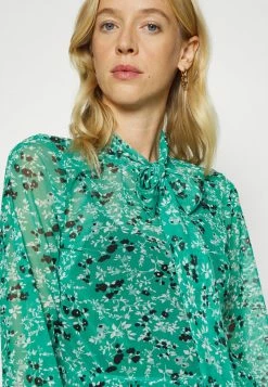 ONLY Tall ONLAMBER BOW DRESS - Day Dress - Simply Green -ONLY Tall Shop d26fc006c0bc4ef3a444be3c49575e05