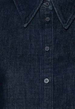 ONLY Tall ONLWILLA OVERSIZE LONG - Shirt Dress - Dark Blue Denim -ONLY Tall Shop d52f32ed8d194d36900f48838c6139ba