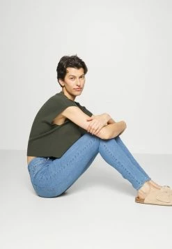 ONLY Tall ONLMILA IRIS LANK - Jeans Skinny Fit - Light Blue Denim -ONLY Tall Shop d75a3c619be84a22884032277b9e5145