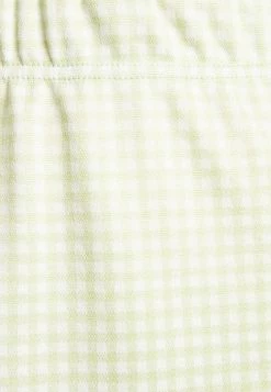 ONLY Tall ONLSIGGA SLIT SKIRT - Mini Skirt - Cloud Dancer Tarragon -ONLY Tall Shop dc880979fa054918a9bff0d6e86446fd