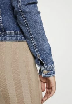 ONLY Tall ONLTIA JACKET - Denim Jacket - Medium Blue Denim -ONLY Tall Shop dd315c698aea4781b145b11b71fef871