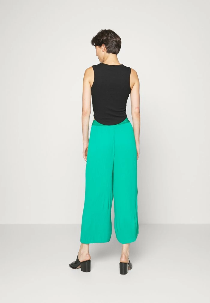 ONLY Tall ONLMARIN CULOTTE - Trousers - Pepper Green 5 ONLY Tall ONLMARIN CULOTTE - Trousers - Pepper Green - Image 3