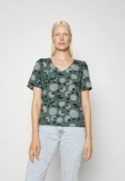 ONLY Tall ONLNOVA LUX LARA - Blouse - Balsam Green/white