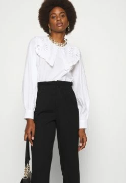 ONLY Tall ONLPOPTRASH LIFE CARROT PANT - Tracksuit Bottoms - Black -ONLY Tall Shop e83b0000ca7a404695126387f15d710b