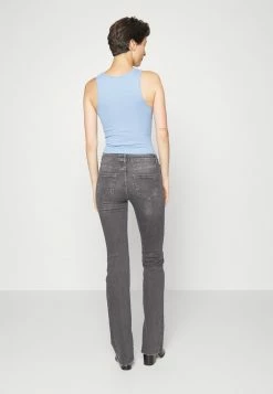 ONLY Tall ONLBLUSH SLIT FLARED - Bootcut Jeans - Black Denim -ONLY Tall Shop ea8684082c0143f19449c97e690d9c77