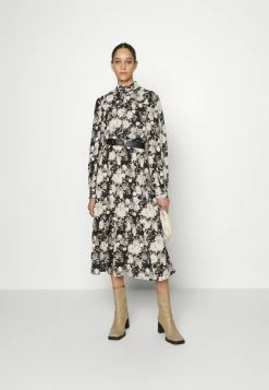 ONLY Tall ONLBLACKIE CALF DRESS - Day Dress - Black -ONLY Tall Shop eb2098f1745a4b3ea3690890ab4b0108