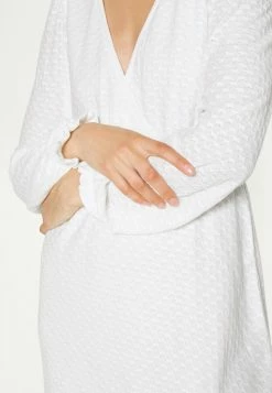 ONLY Tall ONLSTEFFIE DRESS - Jumper Dress - Cloud Dancer -ONLY Tall Shop ec4672c61cff47ed8b9732a7d69feaa4