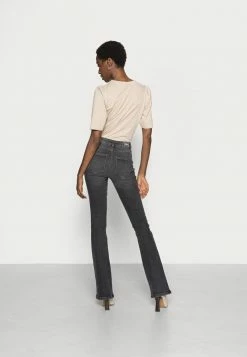 ONLY Tall ONLMILA LIFE FLARED - Flared Jeans - Black Denim -ONLY Tall Shop edf5b398b7bb49d5ac6fa68ef7161f7b