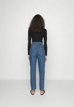 ONLY Tall ONLOVA LIFE CARROT - Relaxed Fit Jeans - Medium Blue Denim -ONLY Tall Shop eee27f0308be4c0983dc369274fe4706