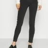 ONLY Tall ONLYERICA LIGHT LIFE ANKLE CUT - Jeans Skinny Fit - Black -ONLY Tall Shop ef8edce6190d4849bcee73f782550dd0