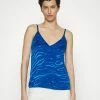 ONLY Tall ONLBELLA SLIP - Top - Surf The Web -ONLY Tall Shop f0dbfbbbe44e4f128226b71022e1b409