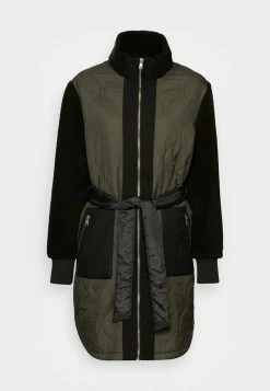 ONLY Tall ONLTHALE QUILT MIX COAT - Short Coat - Kalamata