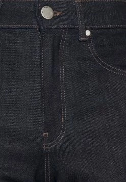 ONLY Tall ONLMADISON LIFE - Flared Jeans - Dark Blue Denim -ONLY Tall Shop f2ca2beb37d14e26a41382933215ae6f