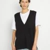 ONLY Tall ONLDALLAS V-NECK VEST - Jumper - Black -ONLY Tall Shop f372389ab9574a709d4e5ccf2f755311