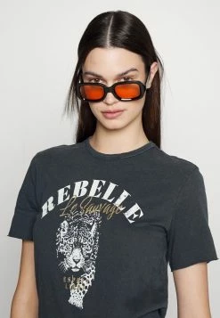 ONLY Tall ONLLUCY LEOPARD BOX - Print T-shirt - Phantom -ONLY Tall Shop fc42e81e711647838a4d1c14f0dcf221